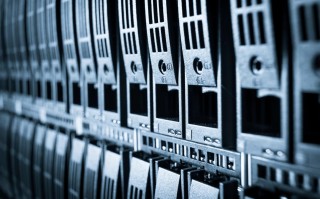 裸金属服务器技术实现，在虚拟化技术中,什么是裸金属架构