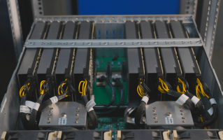 关于“超微gpu服务器怎么配置带外设”你可能想知道