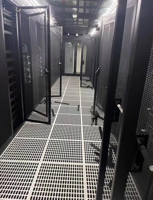 裸金属独享物理服务器,什么是裸金属架构-第2张图片 裸金属独享物理服务器,什么是裸金属架构-第2张图片